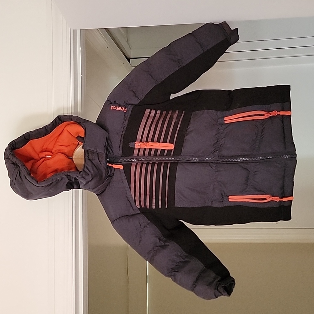 Reebok winter jacket w hoody